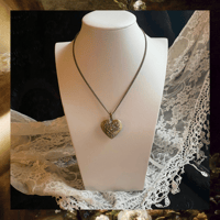 Image 2 of THE FLORA LOCKET (CHAIN)