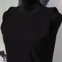 Image 2 of Cropped Tank (black)