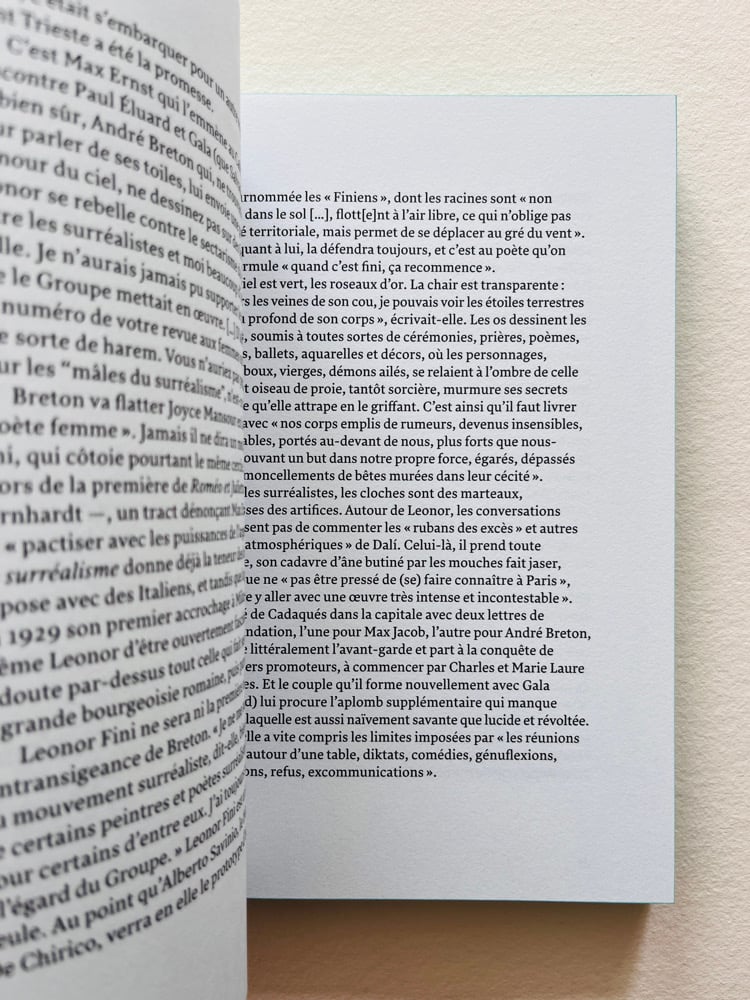 Image of Book Leonor