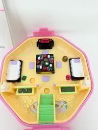 Image 5 of Ensemble bracelet et Polly Pocket Restaurant japonais