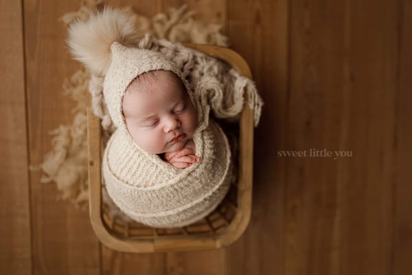 Image of Beige Sweater Pixie With Pom 