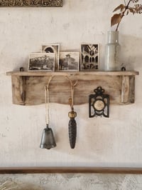 Image 1 of La petite étagère 