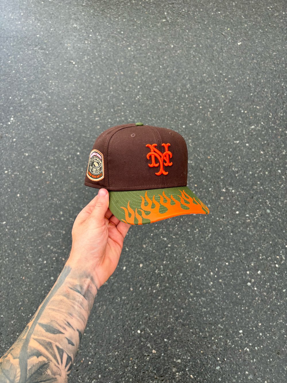 Image of PUMPKIN SPICE TRI TONE NEW YORK METS CUSTOM FITTED CAP