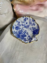 Image 2 of Scallop Trinket Dish SD112