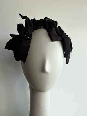 Image of Black cocktail headpiece 