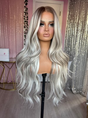 Image of Melina free part glueless wig (ready to ship)