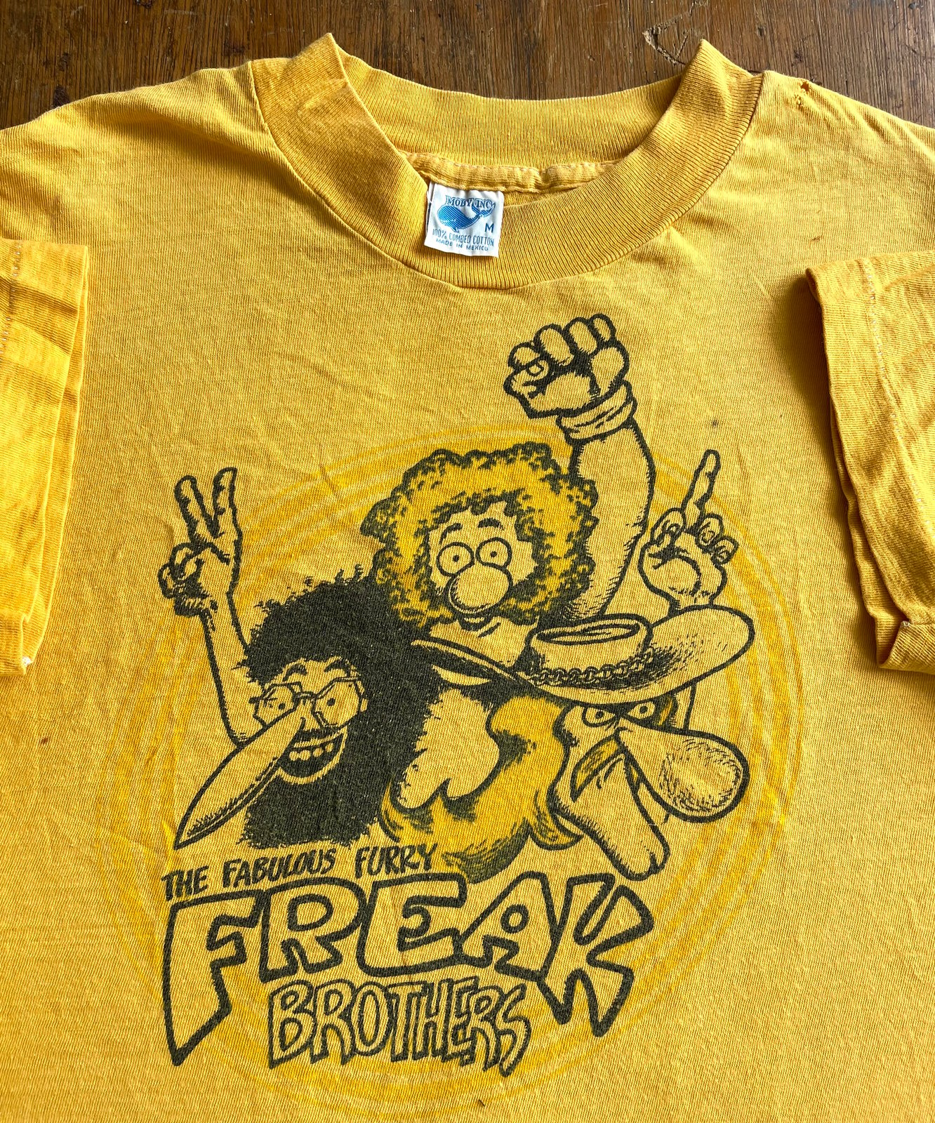 Fabulous furry freak brothers t sale shirts uk