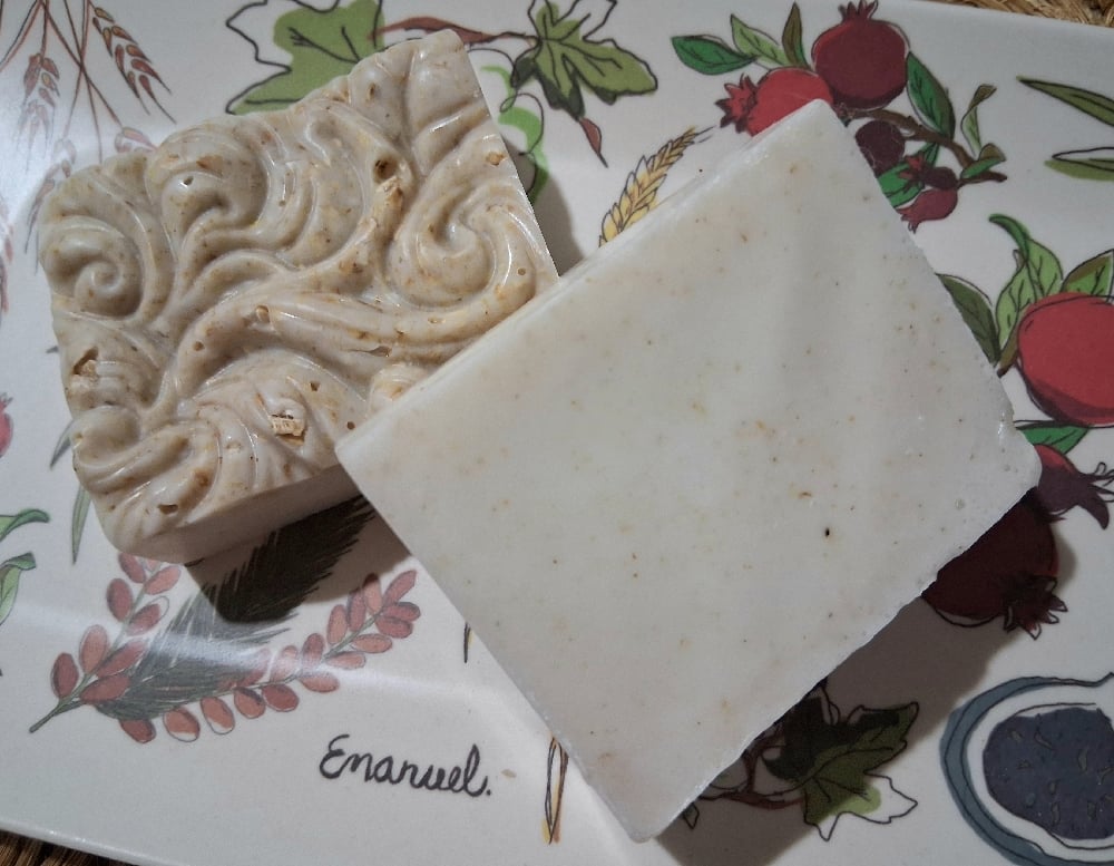 Image of Cedarwood & Oatmeal Goatsmilk Soap