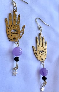 Image 2 of Palm Reader 
