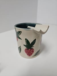 Image 4 of strawb joint ashtray/paint cup (3)