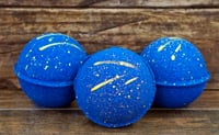 Image 6 of LIPZZZZZ bath bombs