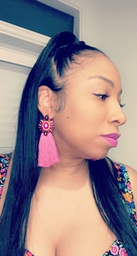Image 2 of Queen Bey- Magenta 