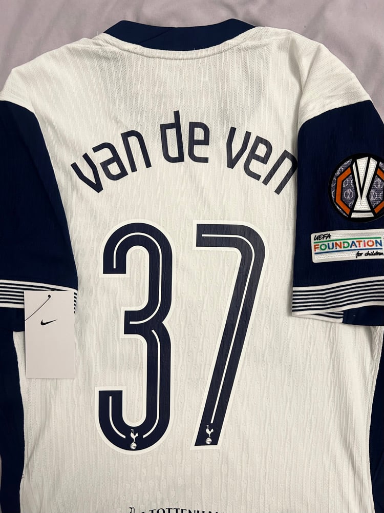 Image of PRE ORDER: Tottenham Hotspur “VAN DE VEN 37” Vaporknit 2024/25 Home Europa Final Shirt (M)