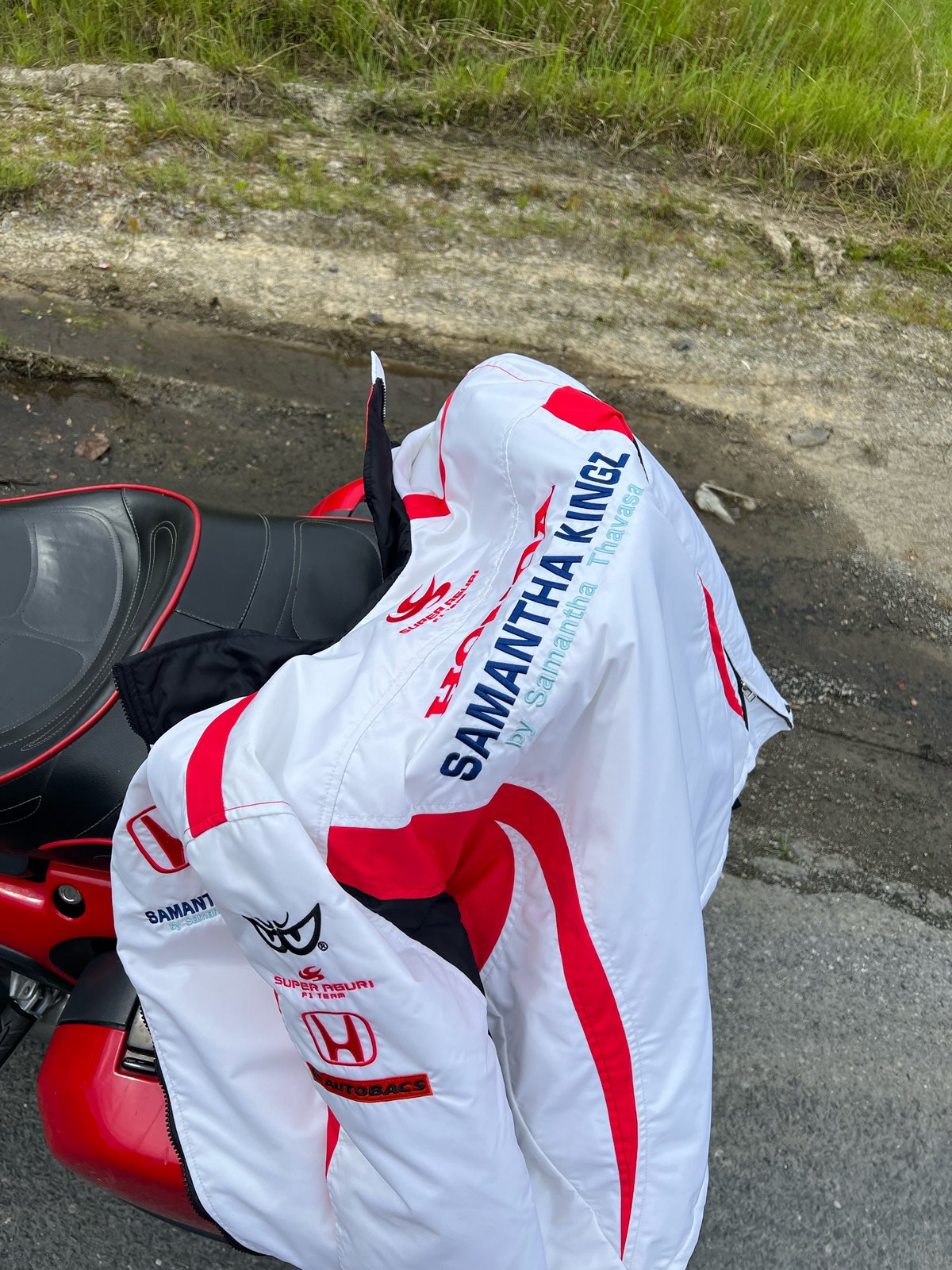 Honda F1 jacket | Annoying Team Racing!