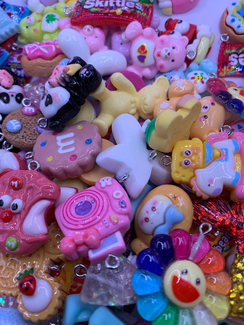 Image of Fun charms (50)