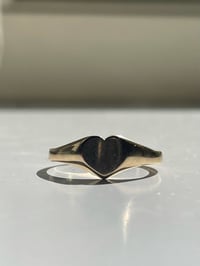 Image 4 of Small heart signet 9ct