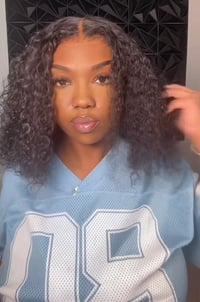 Image 2 of 16” 13x4 Curly Wig (Moxica)