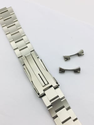 Image of NEW 20mm FORTIS GENTS WATCH STRAP IN MATTE (BRUSHED) FINISH CURVED ENDS,GENUINE