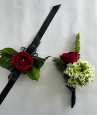 Corsage + Boutinerre Combo