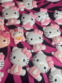 Image 2 of hello kitty