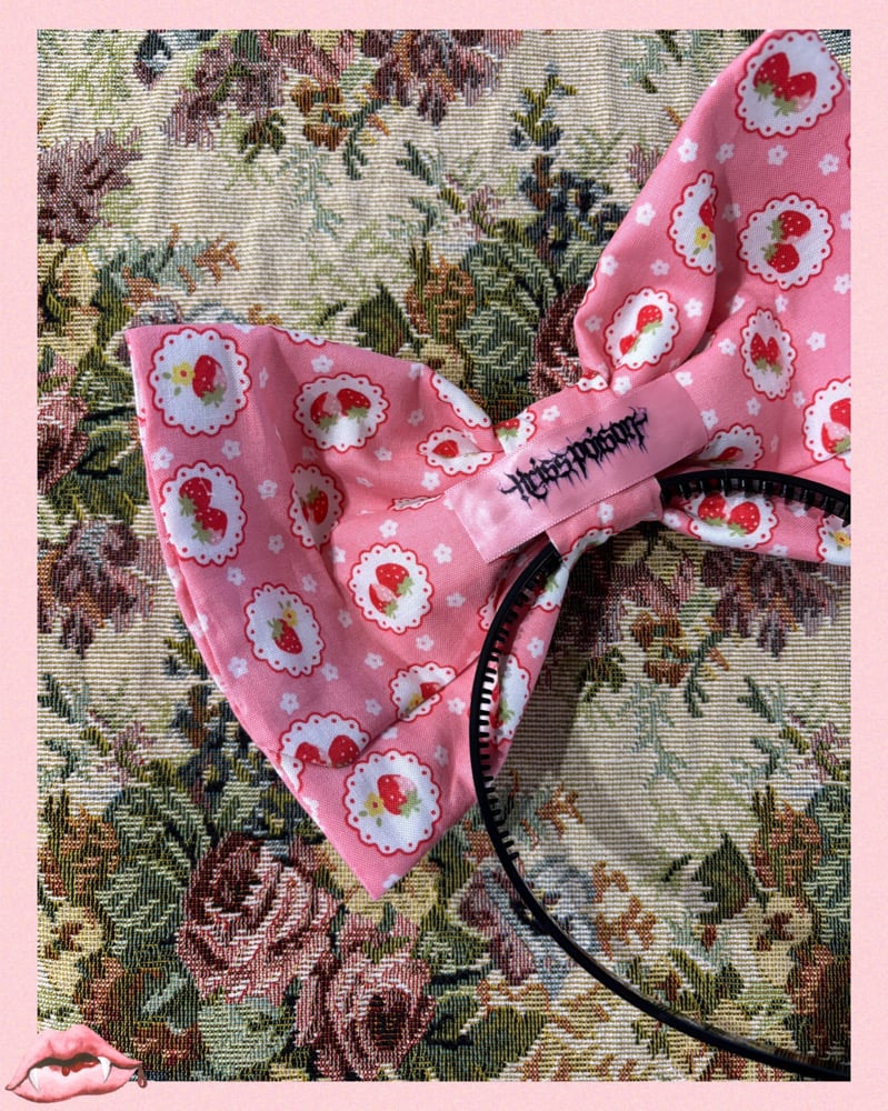 Image of STRAWBERRY SHORTCAKE • BOW HEADBAND 