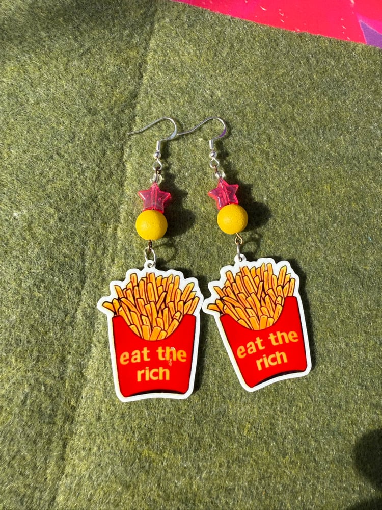 Image of Eat the rich fry earrings ๐๐ซถ๐ป