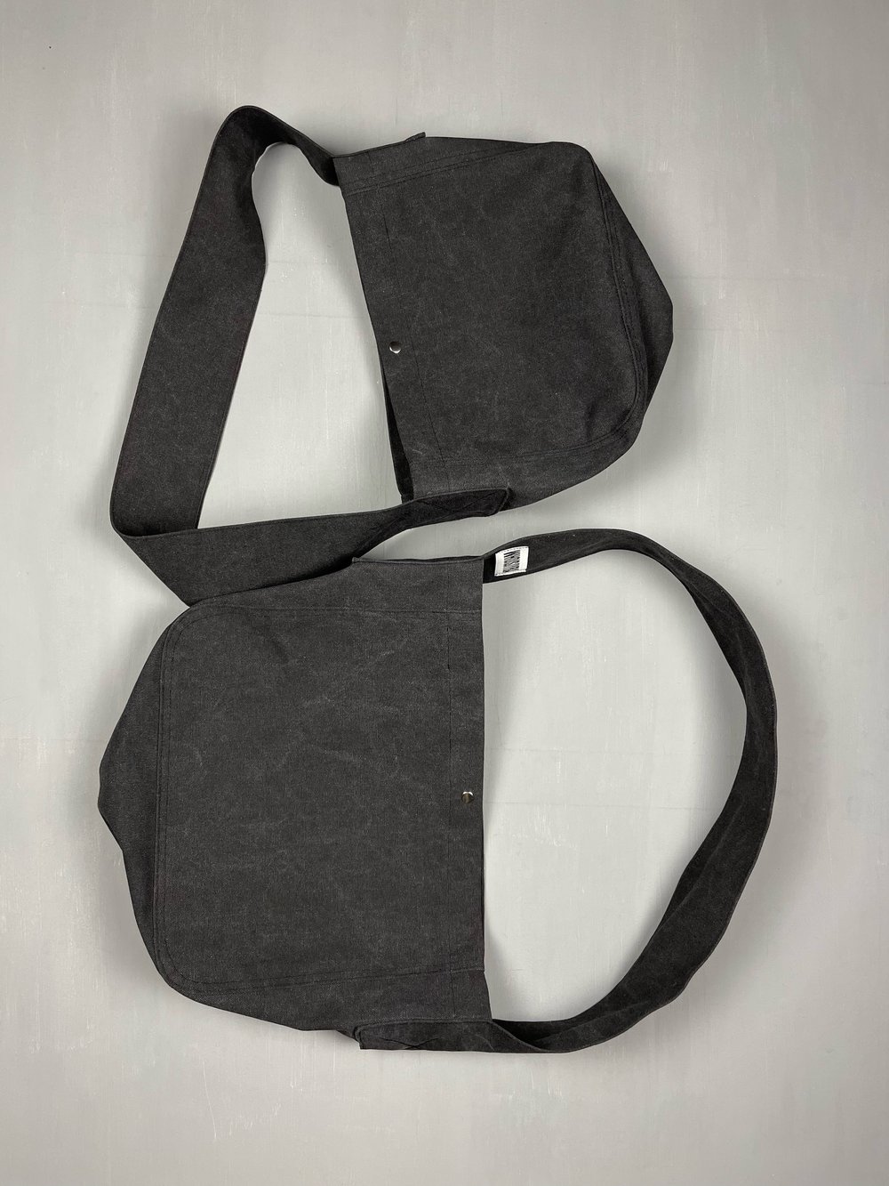 canvas shoulder bag