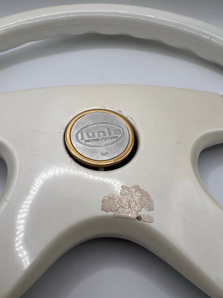 junis steering wheel white | Annoying Team Racing!