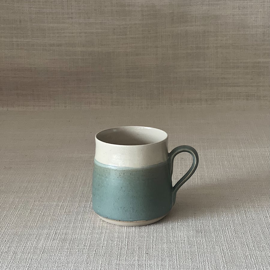 Image of OCEAN PYRAMID MUG