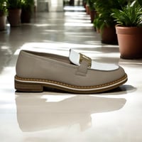 Image 1 of Ara Katsura Shell/ White