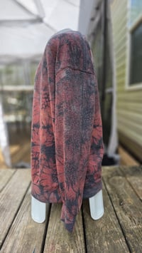 Image 24 of Floral Flukes