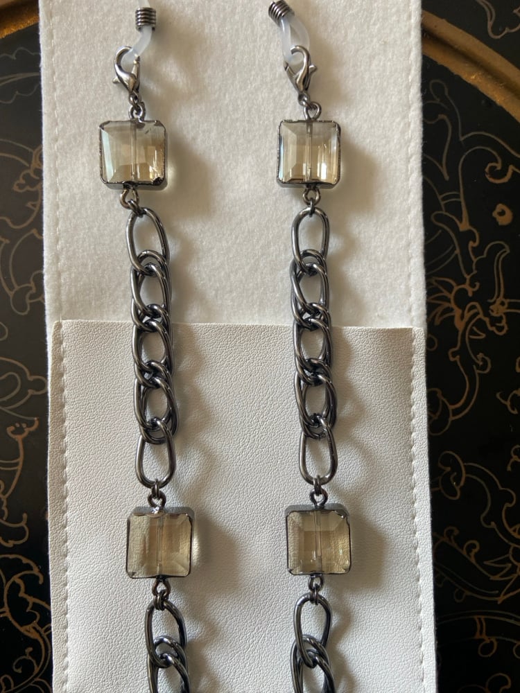 Image of champagne crystal