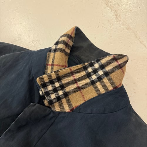 Image of 2000s Burberry London Trench Coat, Size Large