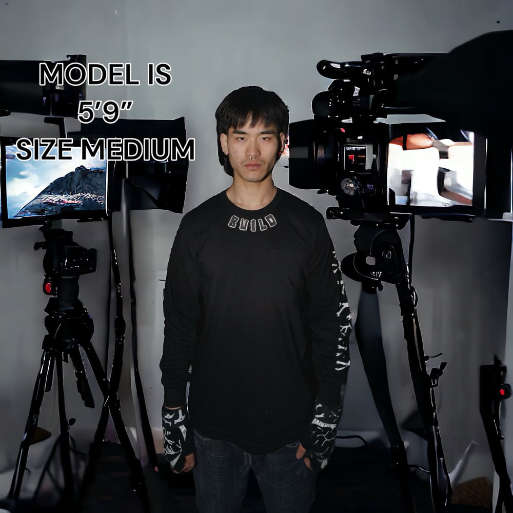BUILD UP! POCKET LONG-SLEEVE (CHROME HEARTS BLANK) 1of1