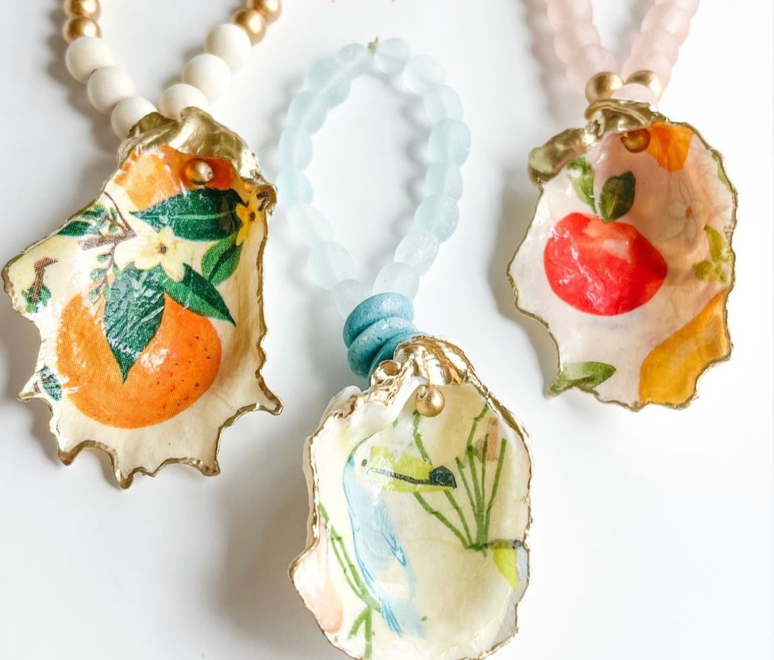 Image of Citrus - Oyster Wine Charm