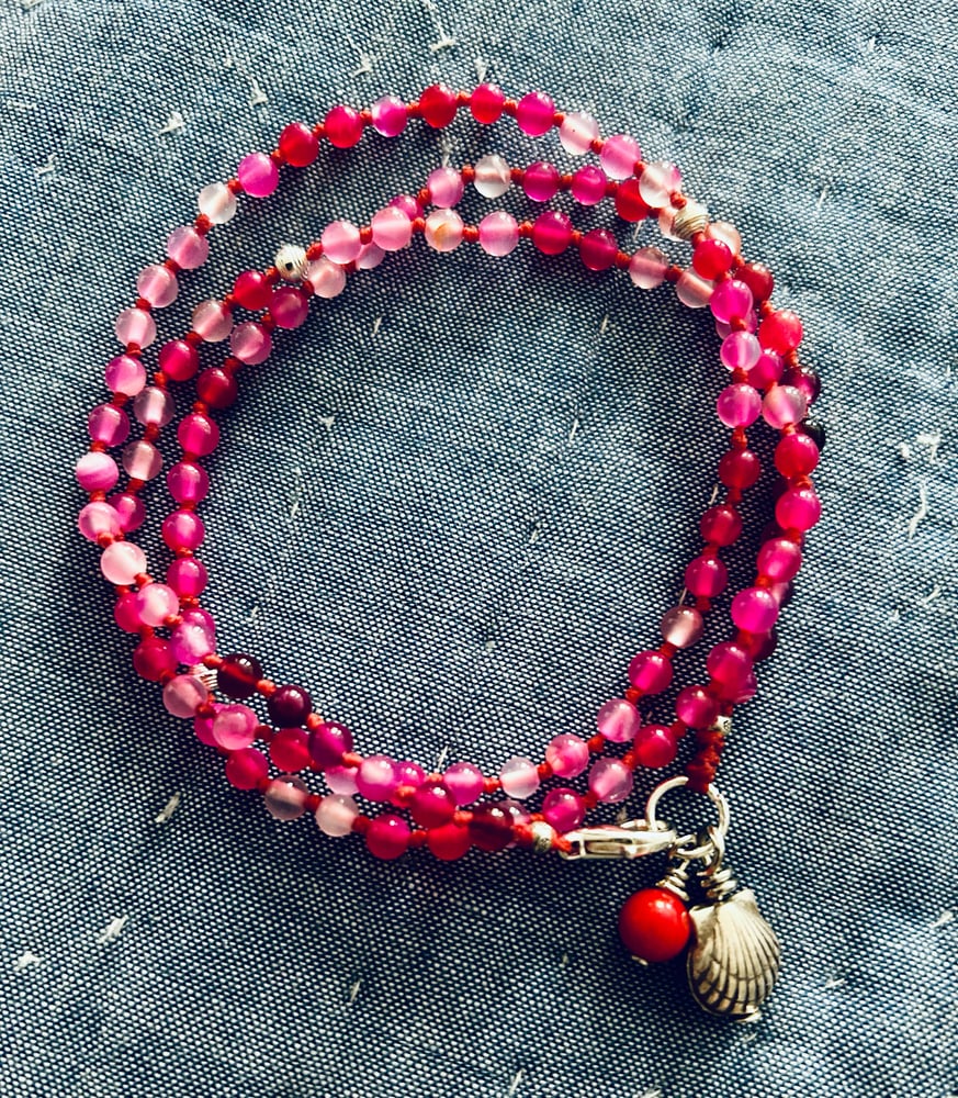 Image of Fushia Agate Mala