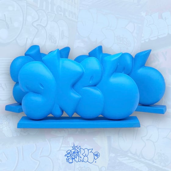 Image of DUEL SCULPTURE