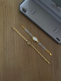 Image 5 of Vintage Authentic Genuine Pearl CROTON ladies Watch 18K gold Plated Mother Of Pearl Dial 