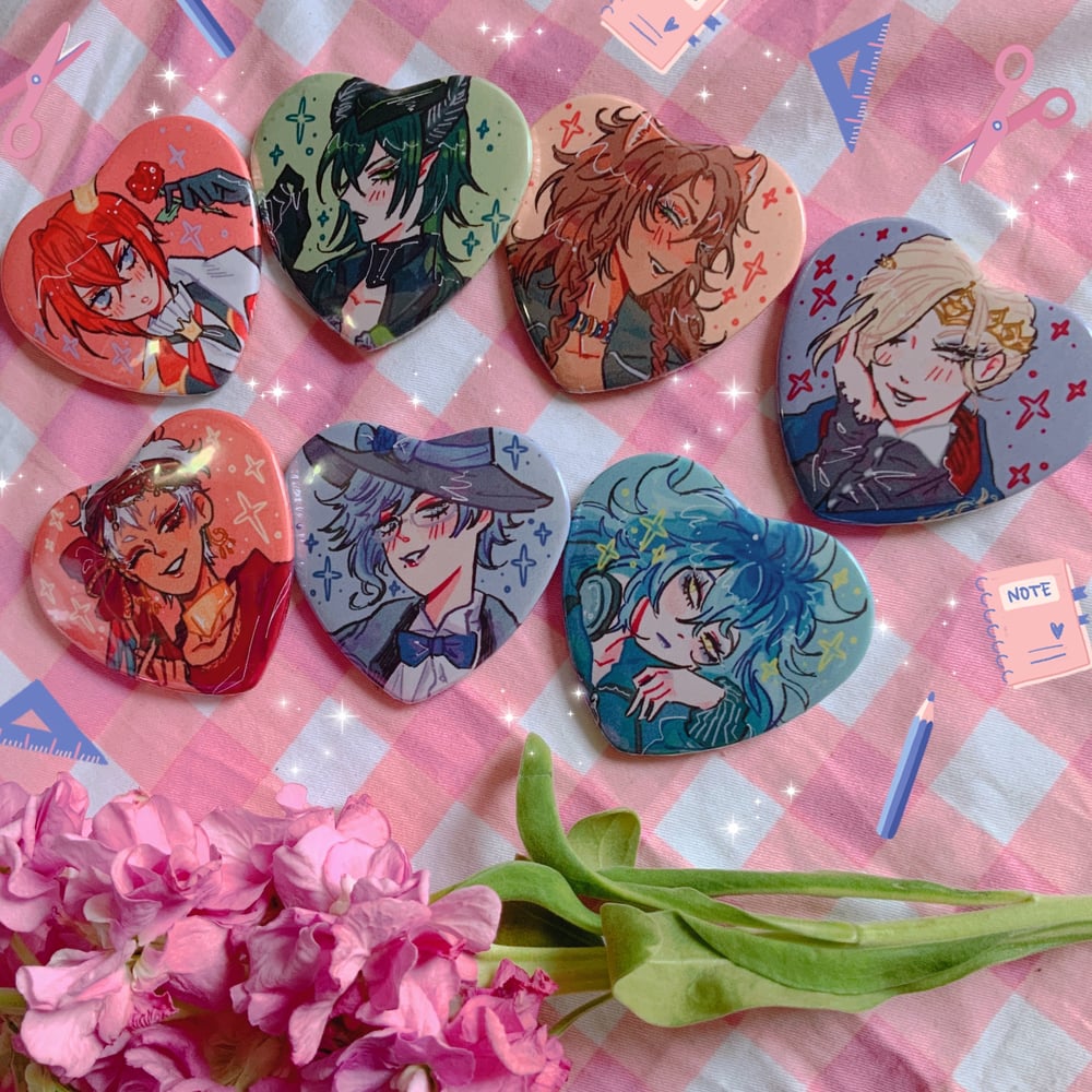 Image of Twisted Wonderland 2.25 heart badges 