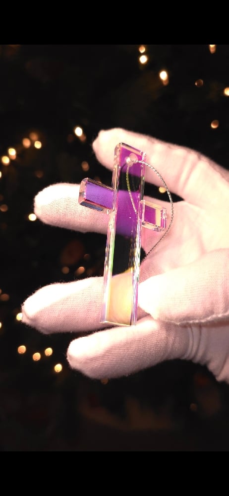 Image of Ornament drop 