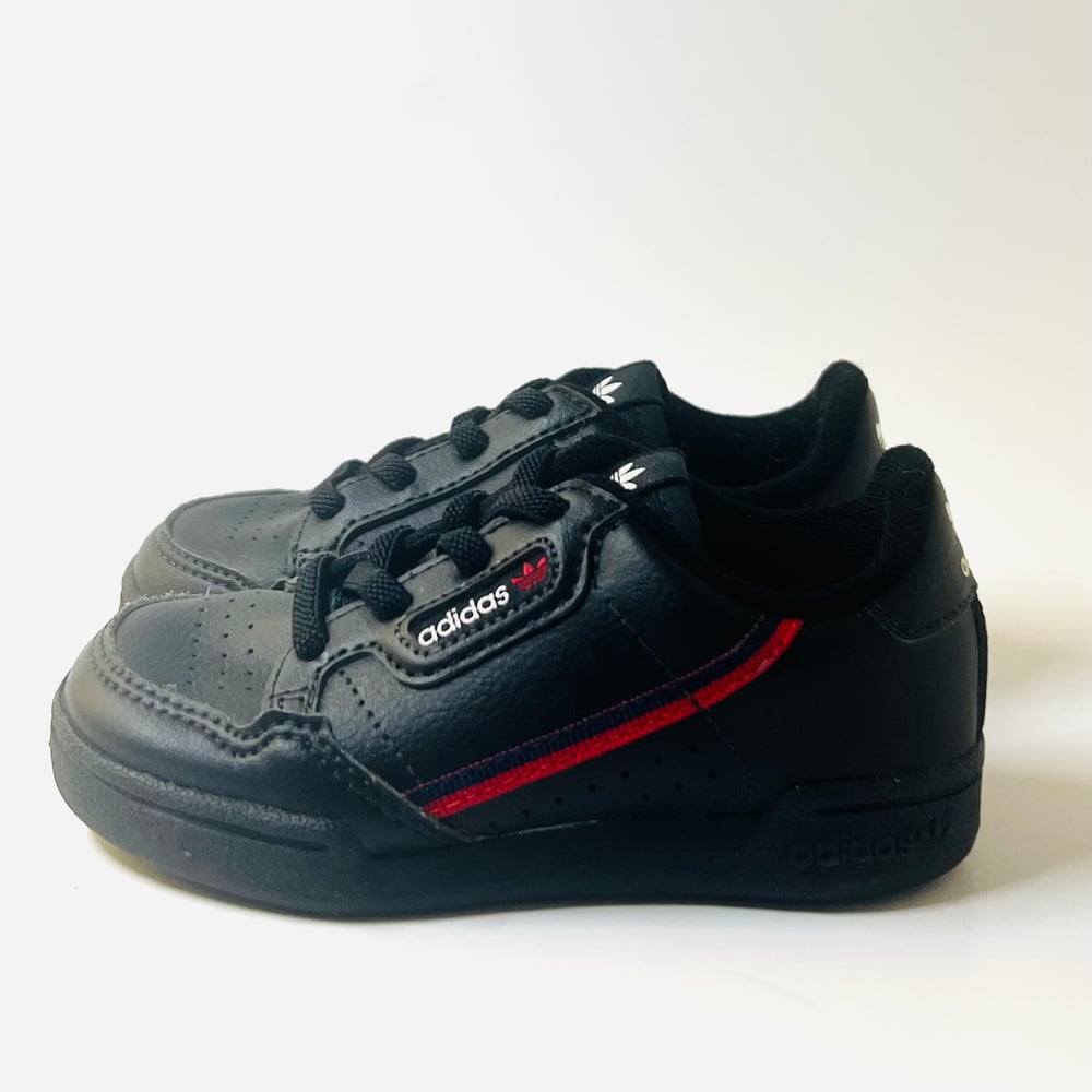 Image of ADIDAS LOW BLACK size 6c