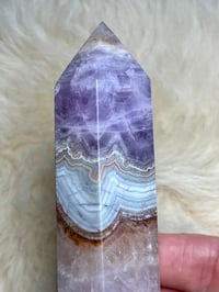Image 2 of Lace Agate With Amethyst Generator #2380