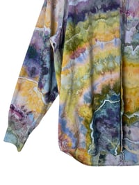 Image 6 of ♻️ UPCYCLED M Men's Button Front Shirt in Appalachian Sunset Geode Ice Dye