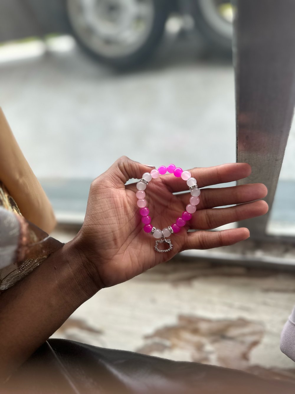 Image of Hello Kitty Charm 🐈‍⬛ - Pink