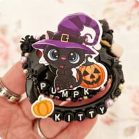 Pumpkin kitty