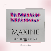Short Duck Press On Nail Set Maxine
