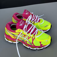 Image 2 of size: us7.5 uk5 eu39 cm24.5