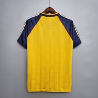 Image 2 of Arsenal 1988/89 Away