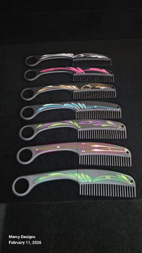 Karambit Combs 