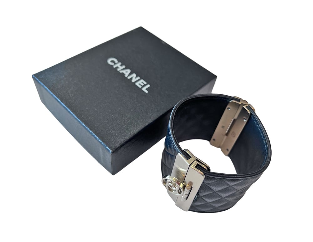 Image of Chanel Quilted Leather Gold Tone Cuff 958-107